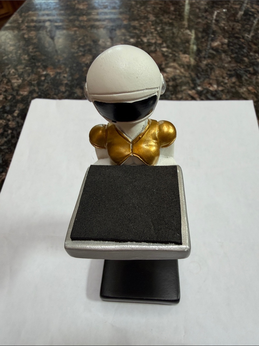 Alien Watch Stand Holder White and Gold - Picture 2 of 5